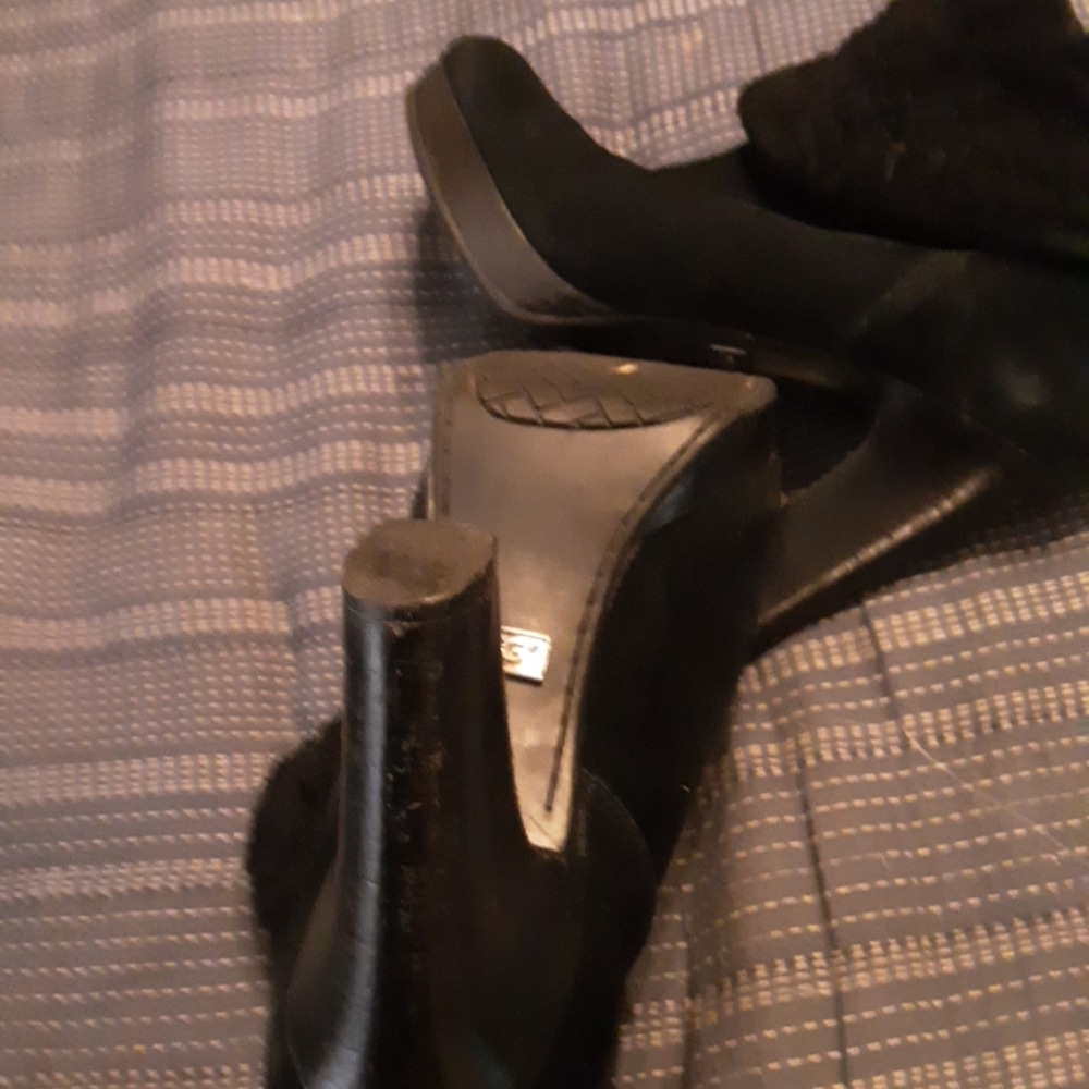 UGG Booties - Picture 10 of 15